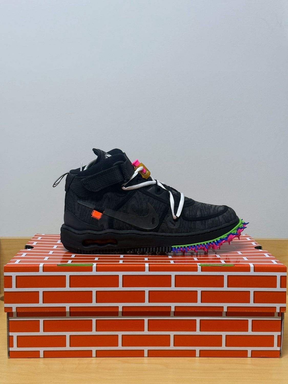 Air Force 1 Off White Mid Black Sz 8M