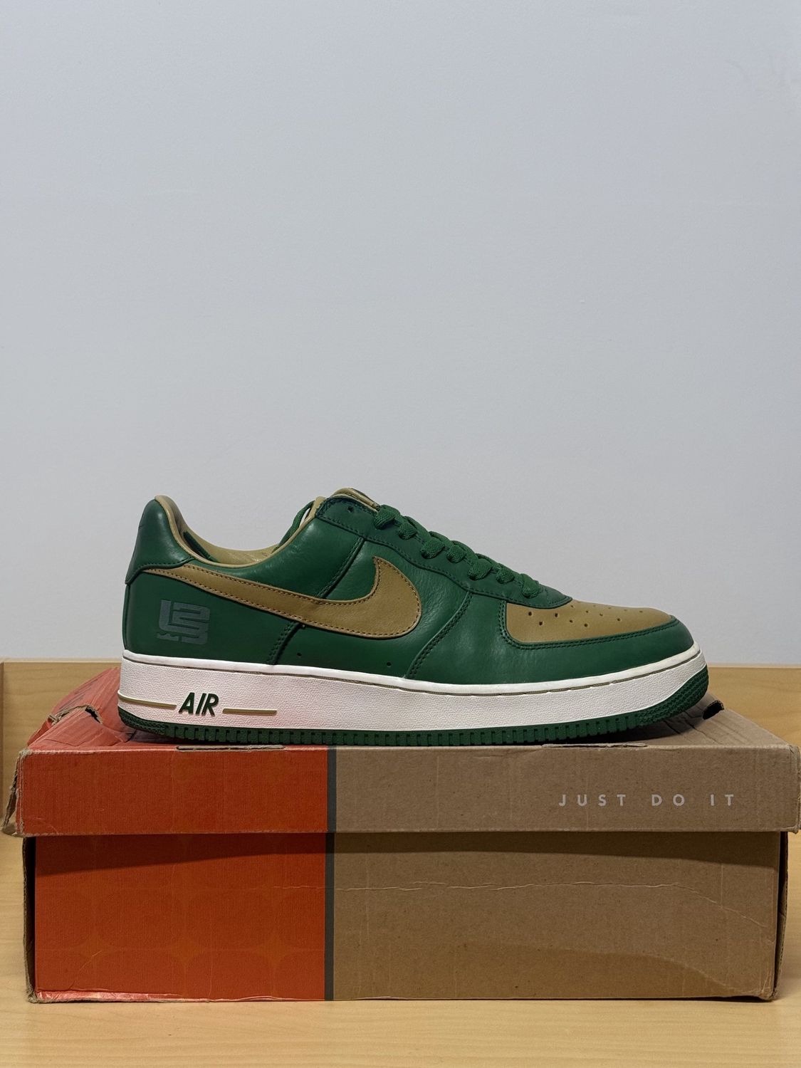 Air Force 1 Low Lebron Green Sz 13M