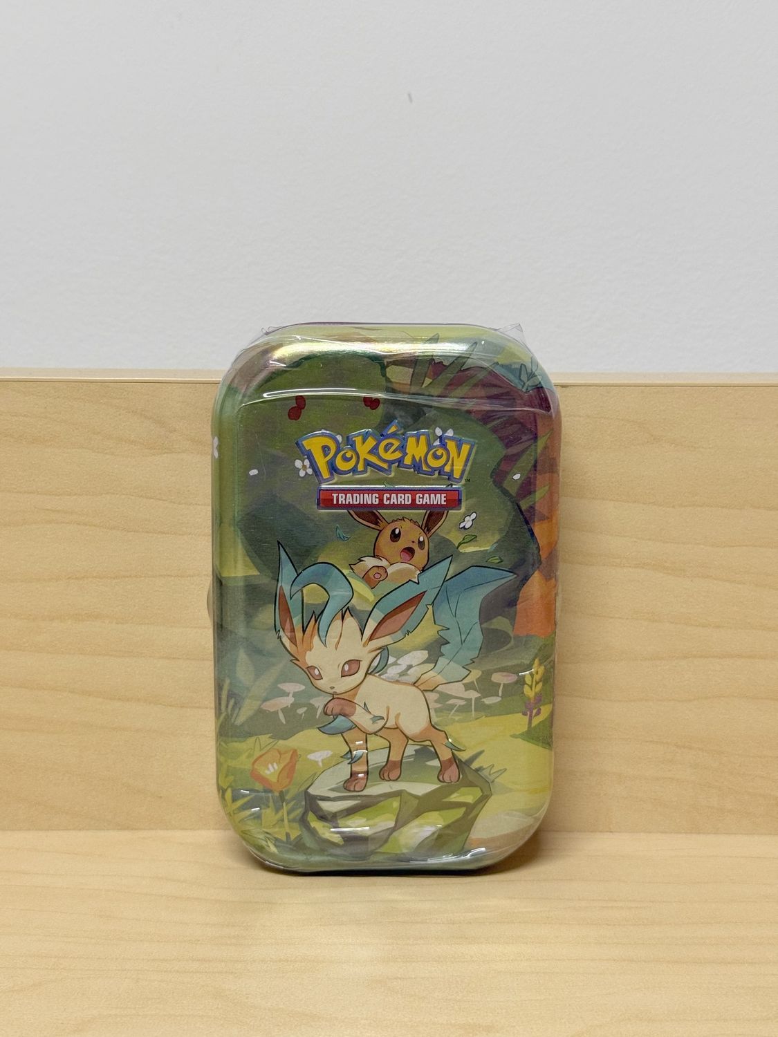 Pokemon Prismatic Mini Tin (Leafeon 1)