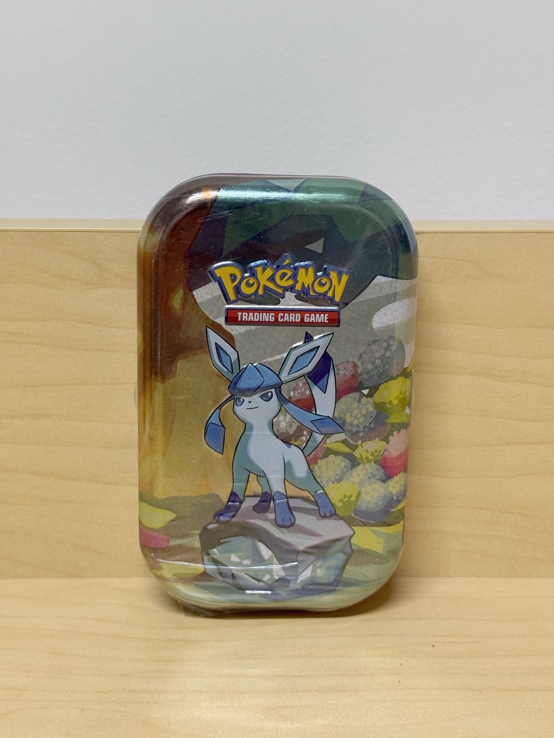 Pokemon Prismatic Mini Tin (Glacieon 1)