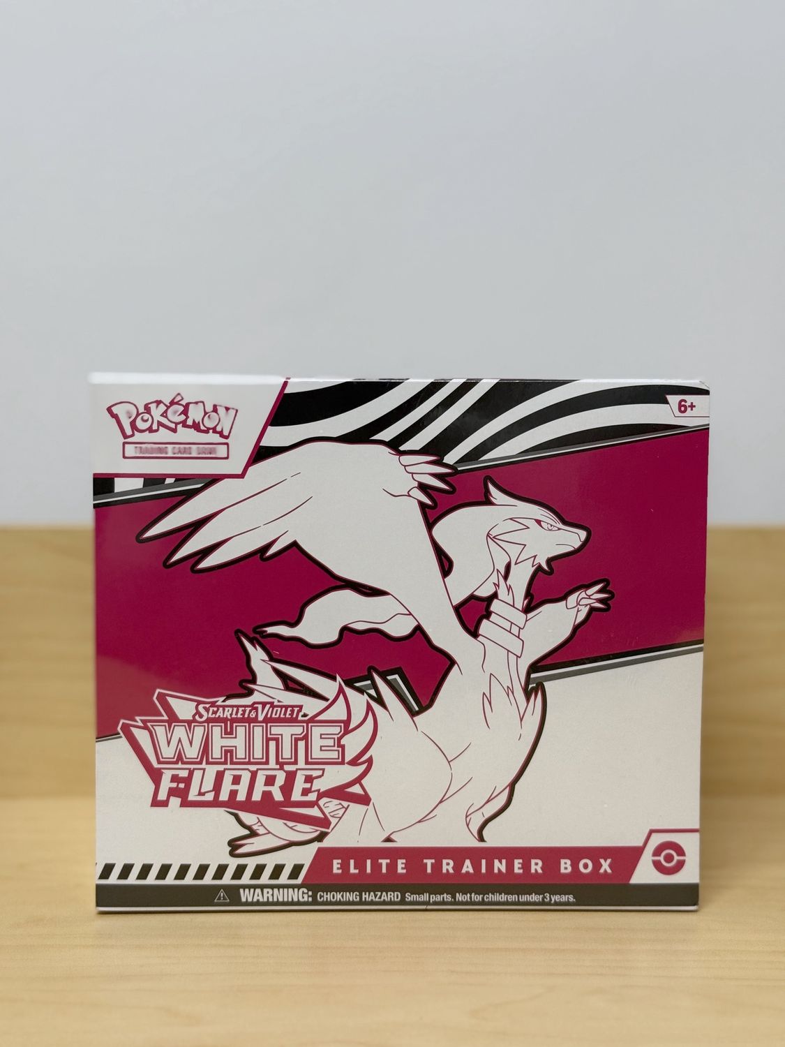 Pokemon White Flare Elite Trainer Box (2)