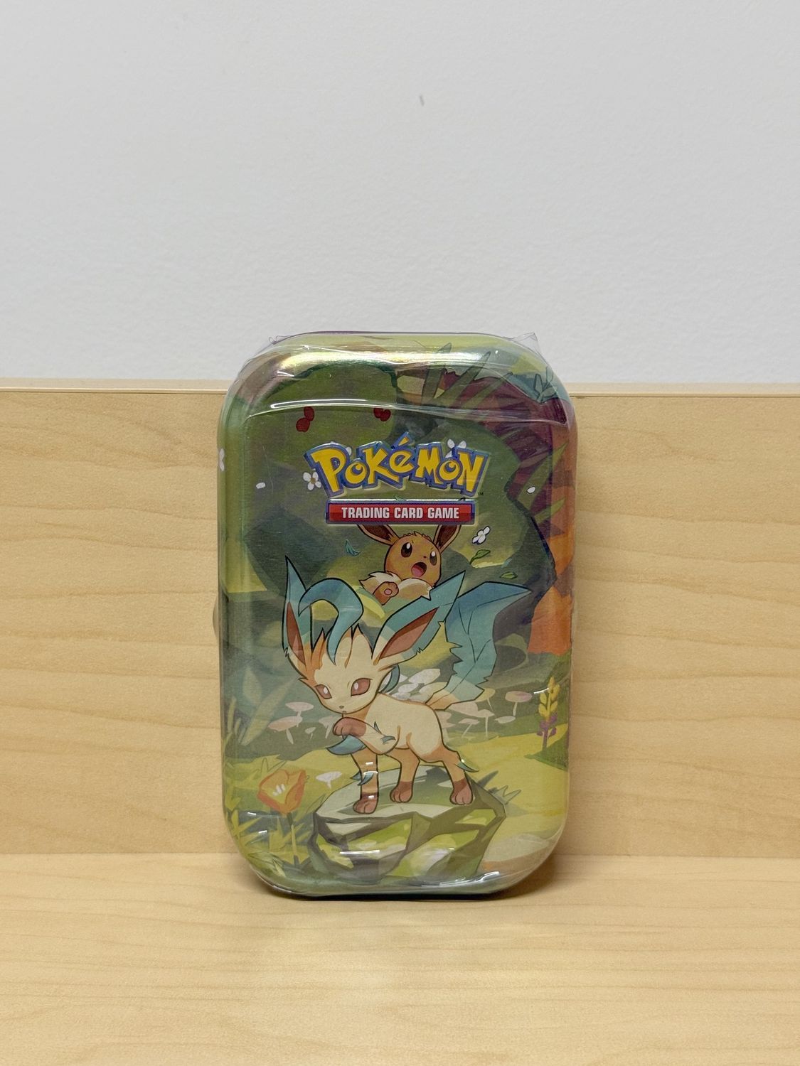 Pokemon Prismatic Mini Tin (Leafeon 2)