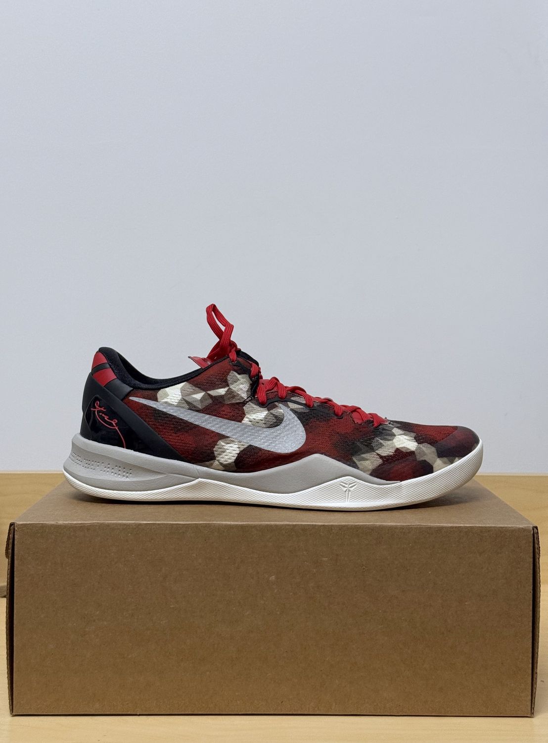 Kobe 8 Milk Snake Sz 12M
