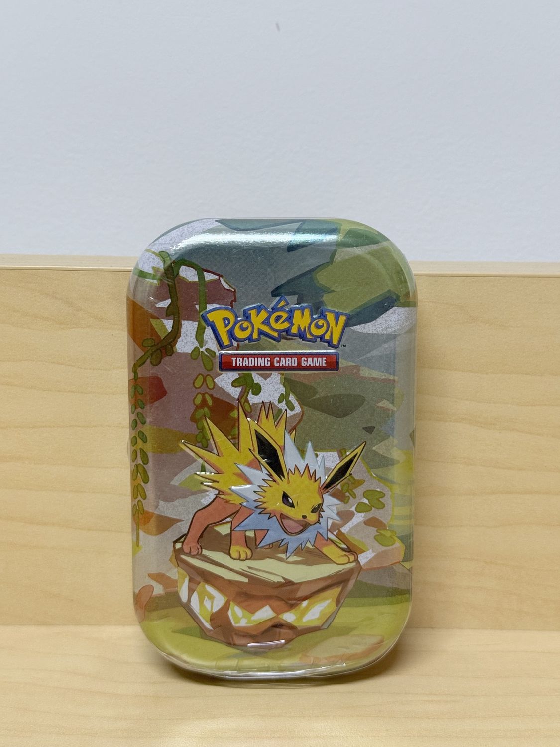 Pokemon Prismatic Mini Tin (Jolteon 2)