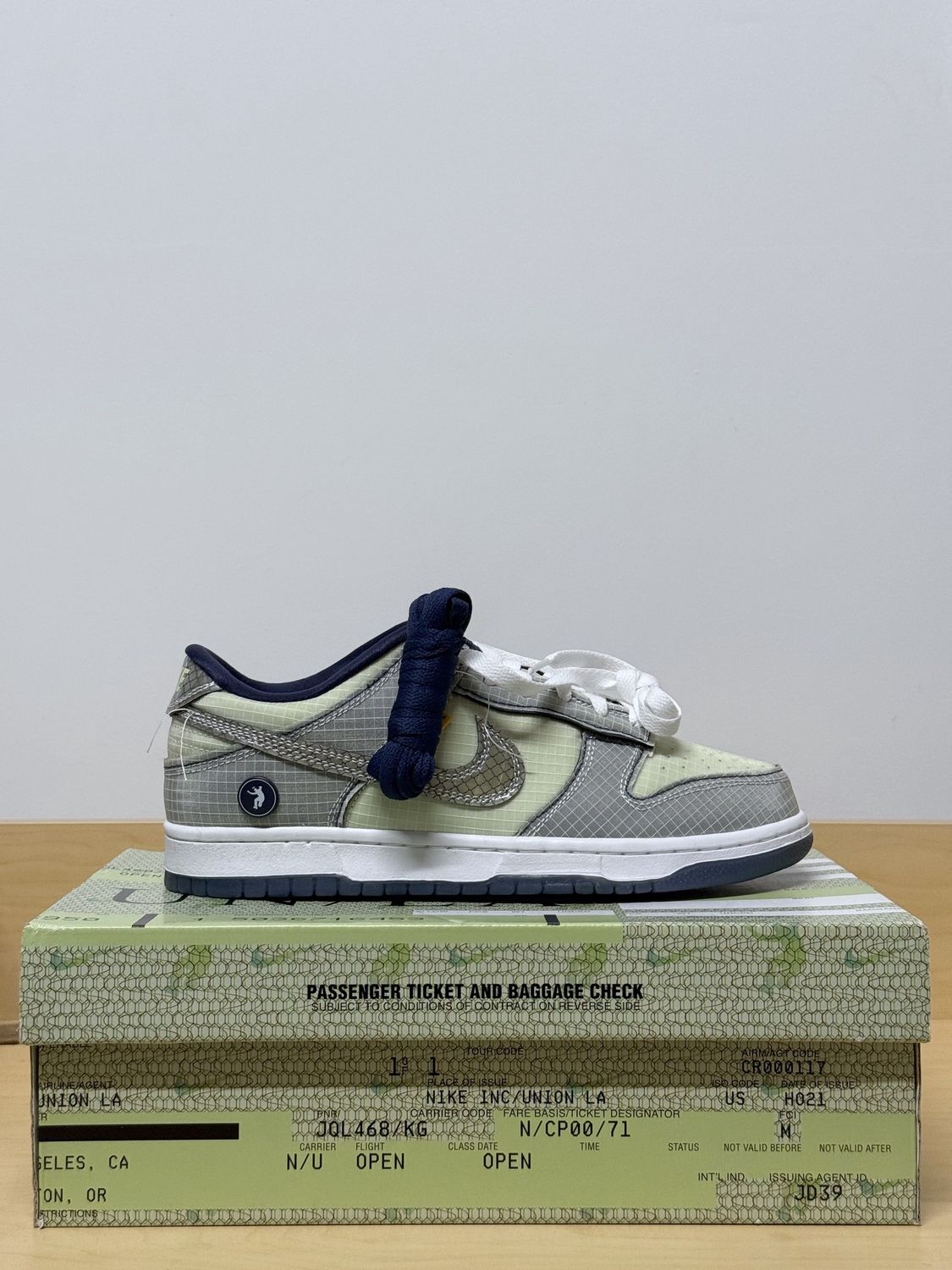 Nike Dunk Low Union Pistachio Sz 7.5M
