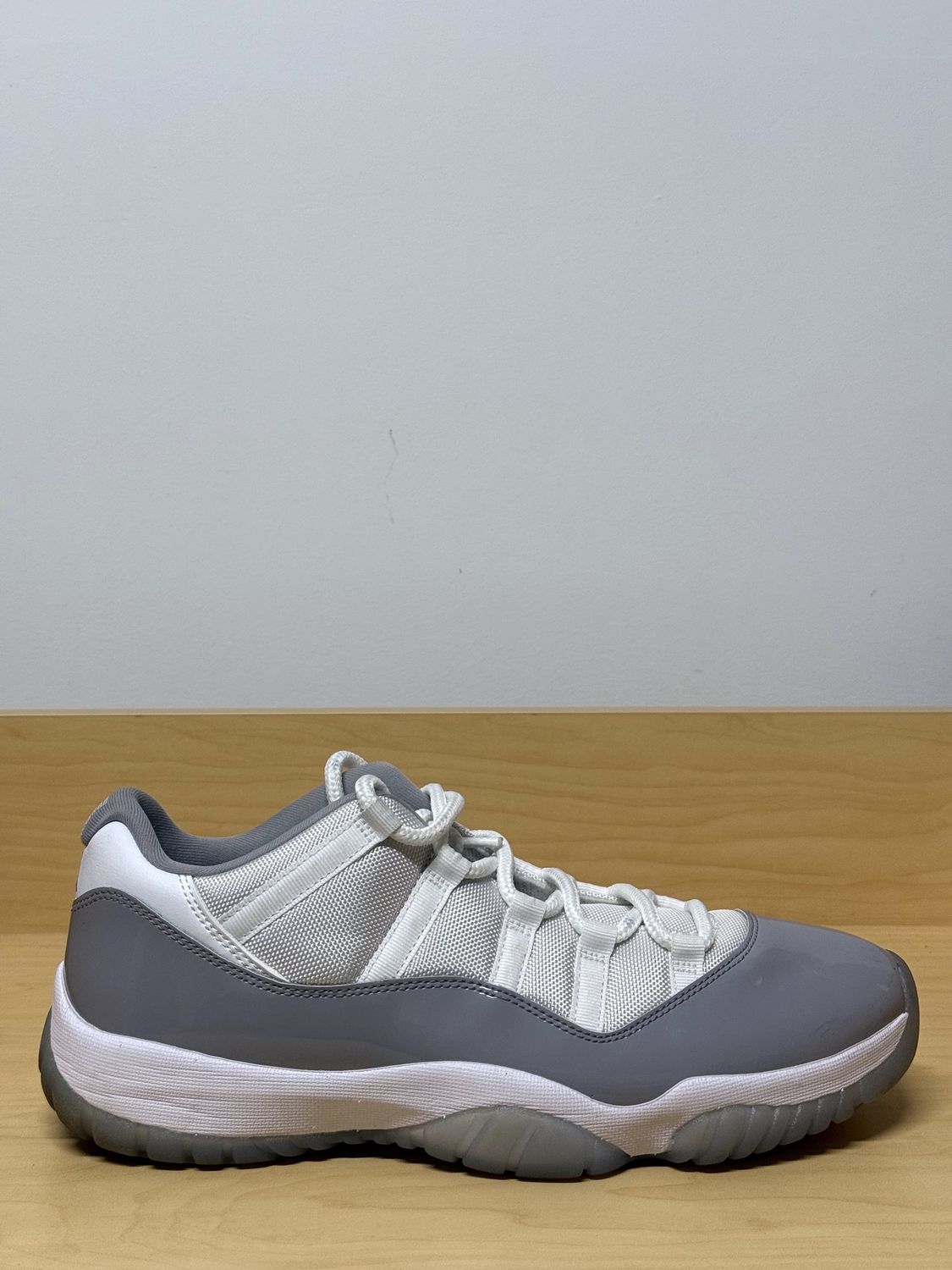 Jordan 11 Cool Grey Low Sz 11M