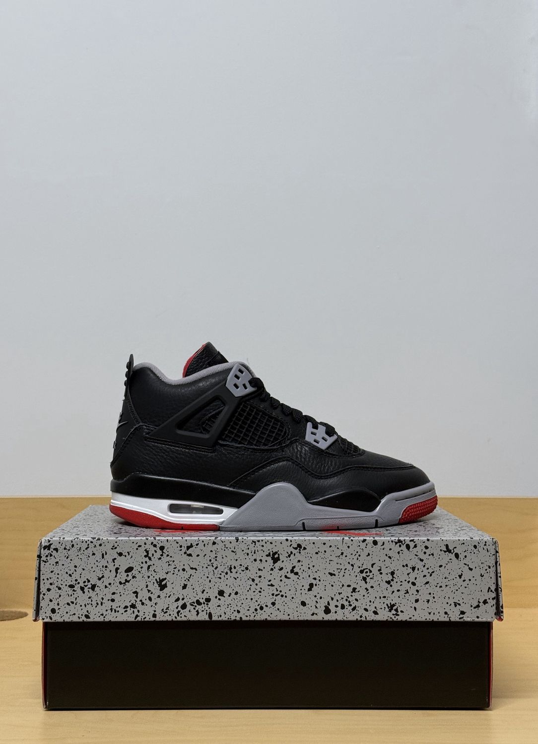 Jordan 4 Bread (2024) Sz 5Y