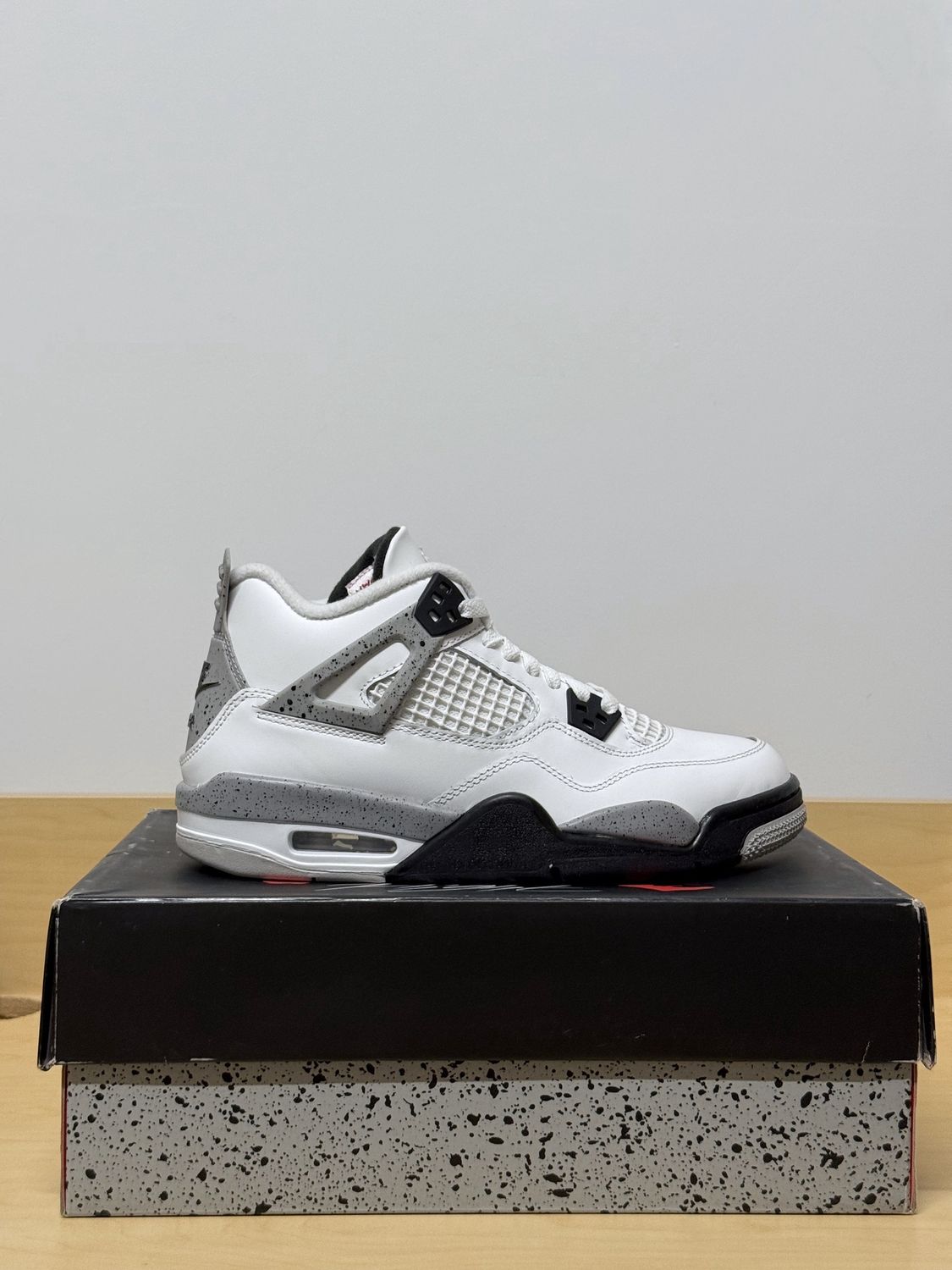 Jordan 4 White Cement Sz 6.5Y