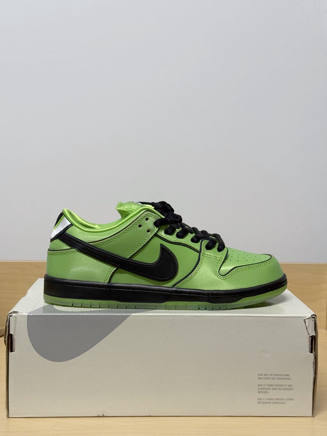 Nike Dunk Low Buttercup Sz 8.5M
