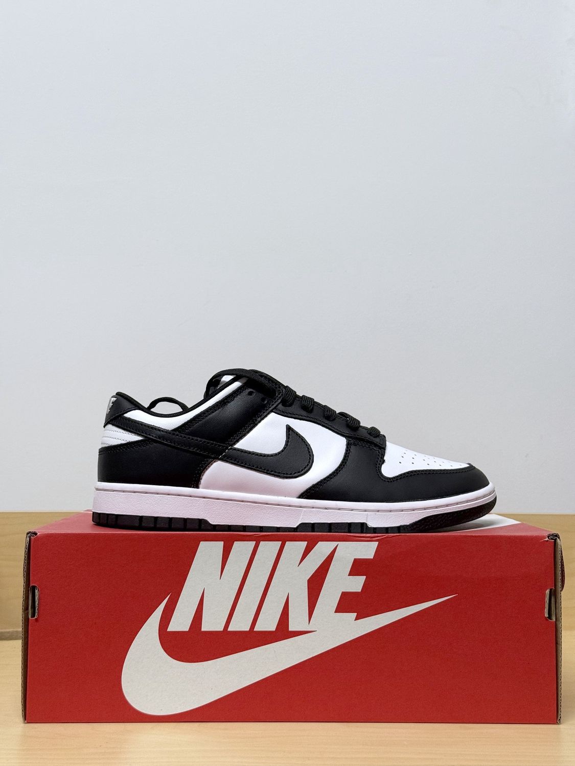 Nike Dunk Low Panda Sz 8M