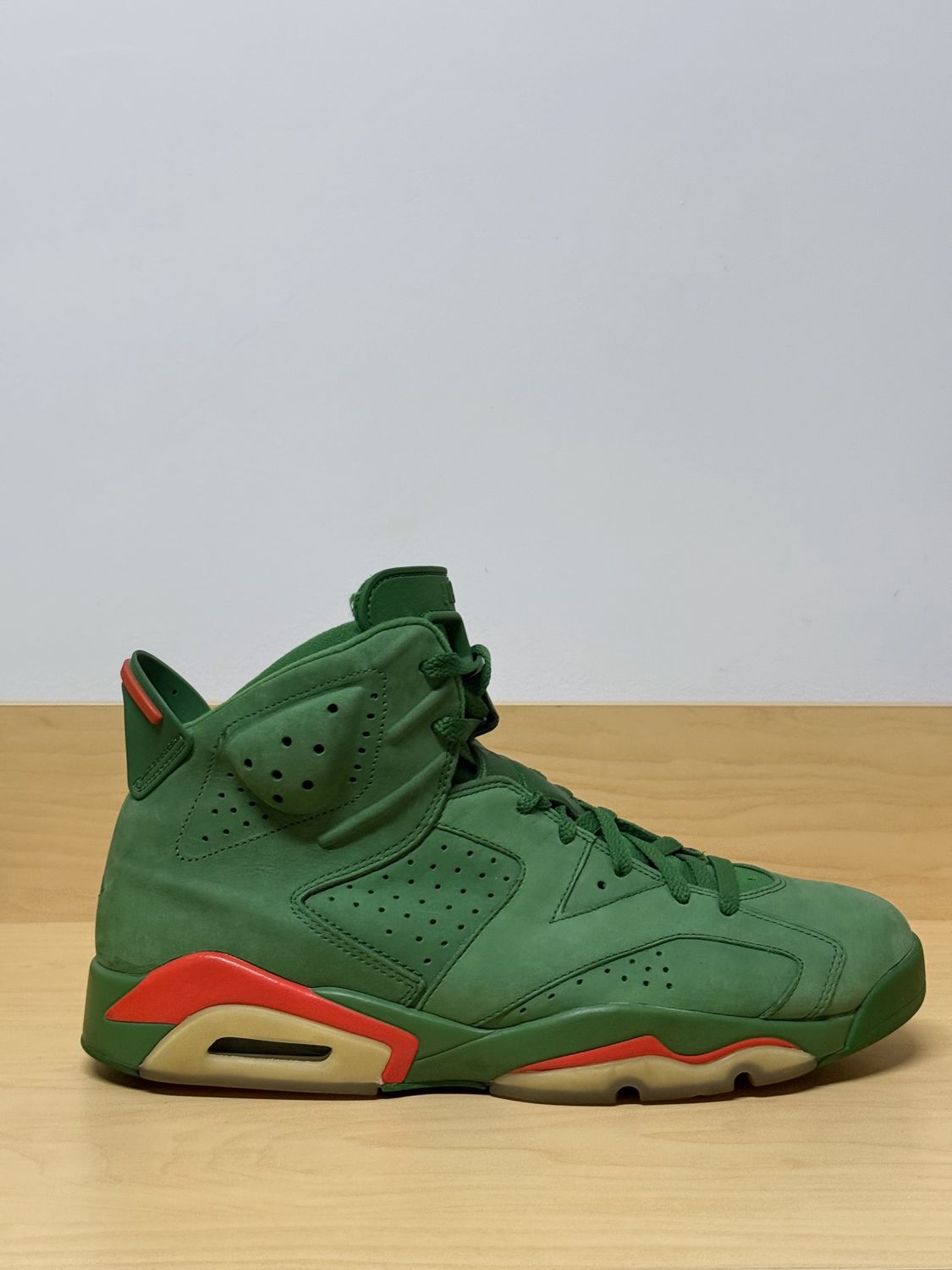 Jordan 6 Retro Green Gatorade Sz 11.5M
