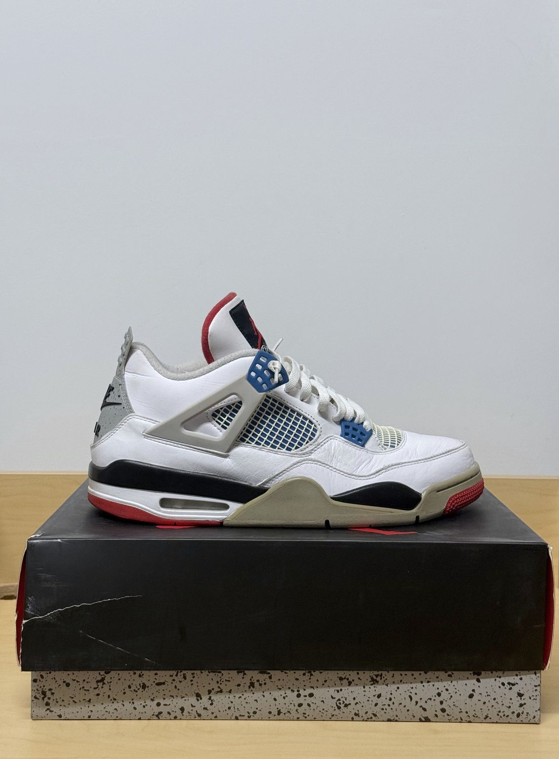 Jordan 4 What The's Sz 12M