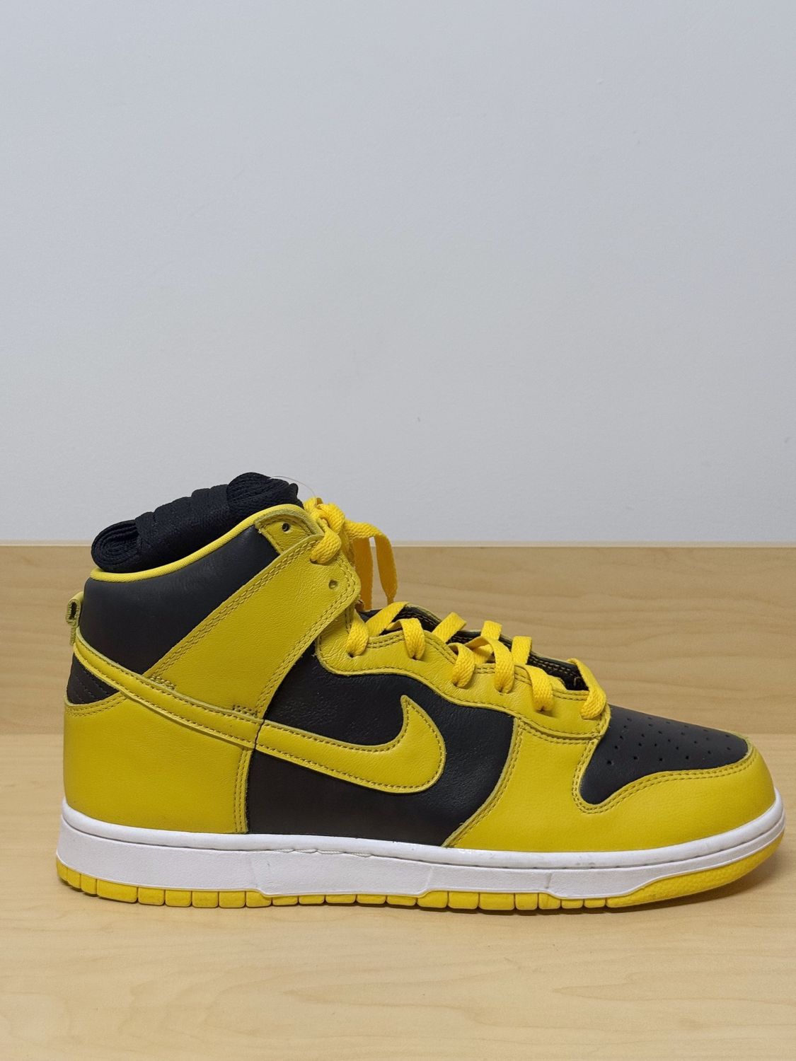 Nike Dunk High Iowa Sz 12M