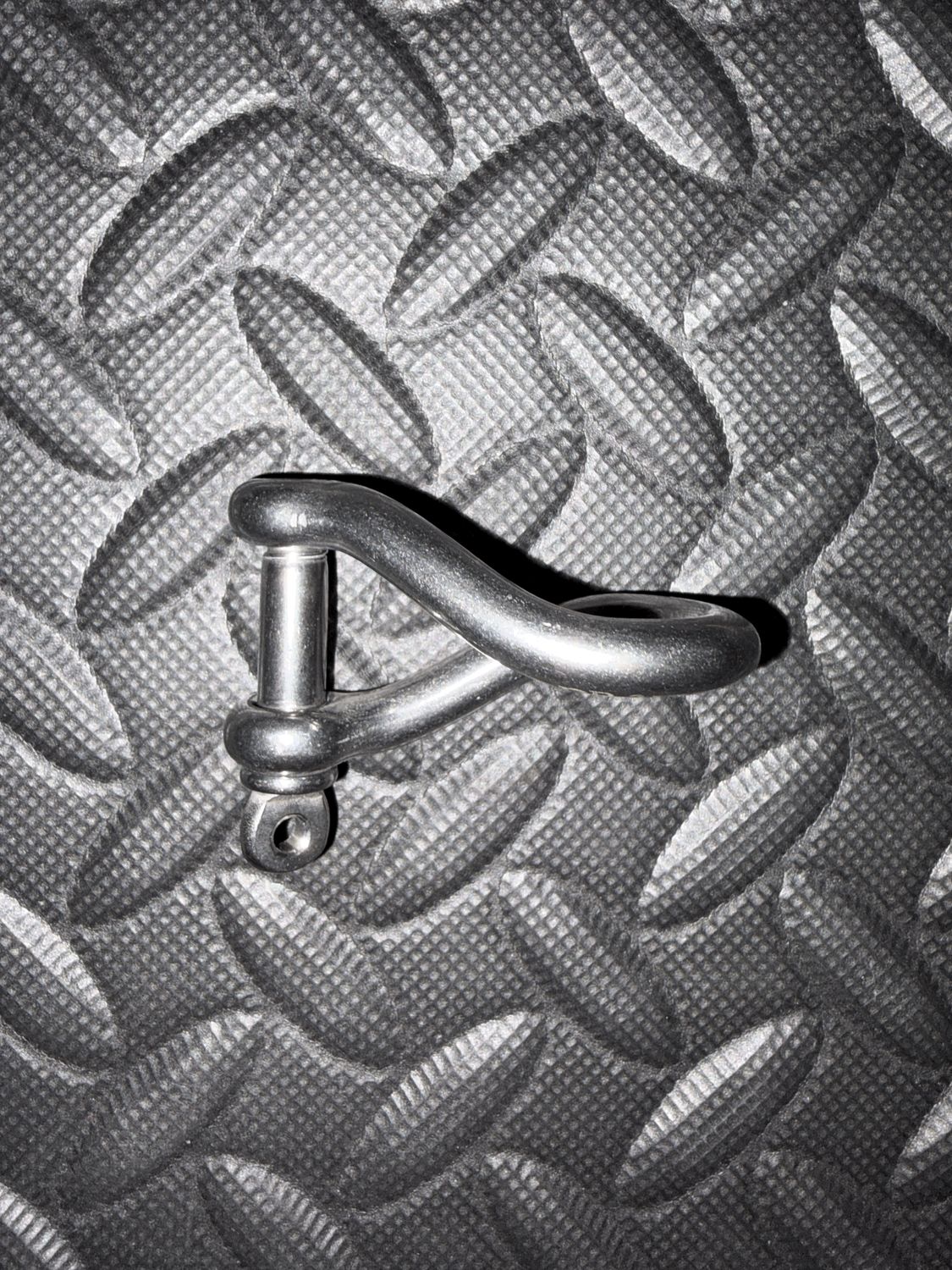 Twist Shackle