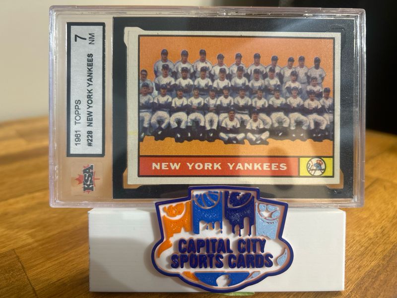 New York Yankees 1961 Topps 228