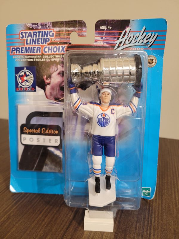 Wayne Gretzky Starting Lineup w/ Special Edition Poster (French) - Slightly Damaged