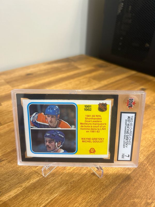 Wayne Gretzky/Michael Goulet 1982-83 O-Pee-Chee 237
