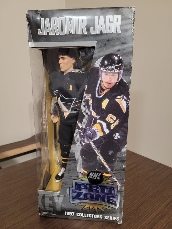 Jaromir Jagr Pro Zone Figurine - Slightly Damaged