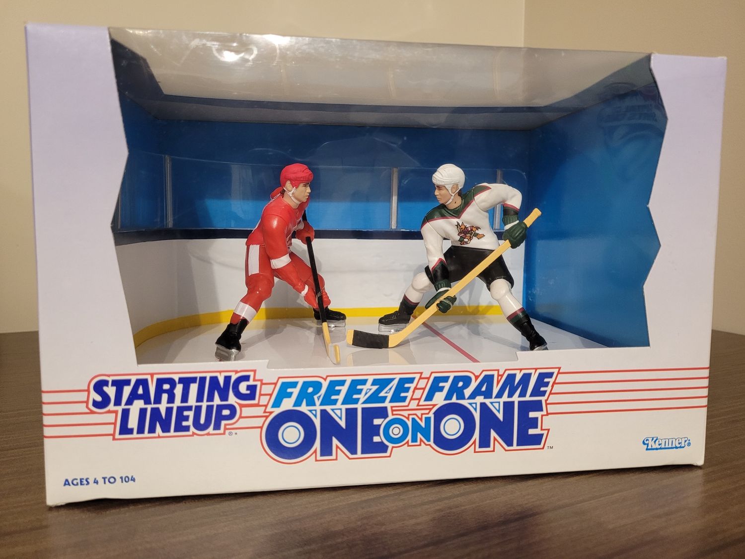 Yzerman-Roenick Freeze Frame