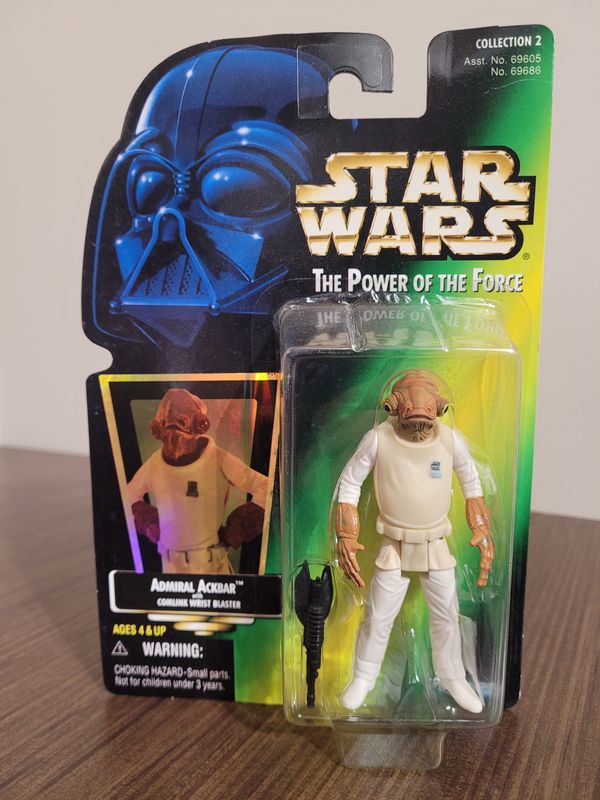 Admiral Ackbar Kenner Figurine w/ Comlink Wrist Blaster