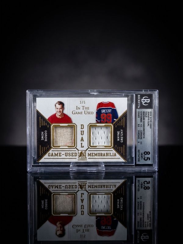 Wayne Gretzky/Gordie Howe 2015-16 In The Game Used GU2J09 Howe BLOOD???