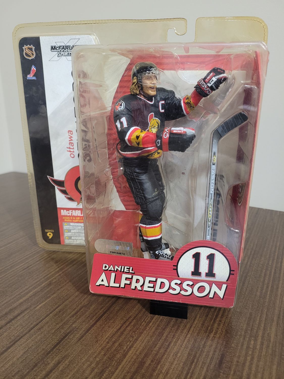 Daniel Alfredsson McFarlane - Slightly Damaged