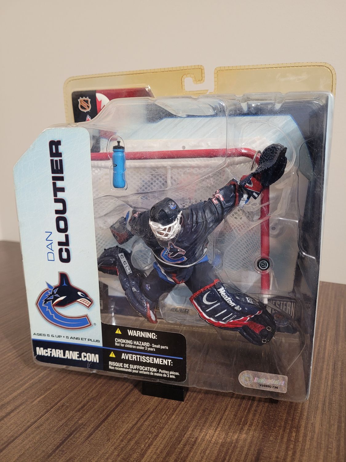 Dan Cloutier McFarlane w/ Net - Slightly Damaged