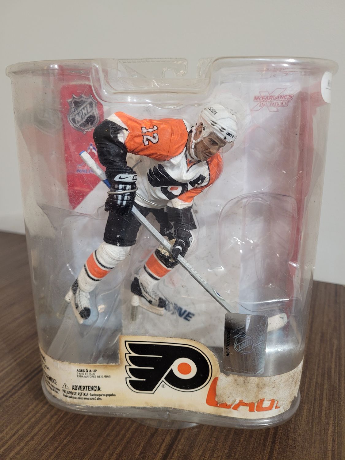 Simon Gagne McFarlane - Minimal Damage
