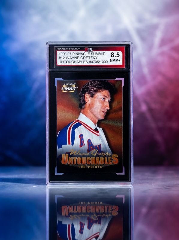 Wayne Gretzky 1996-97 Pinnacle Summit Untouchables 12