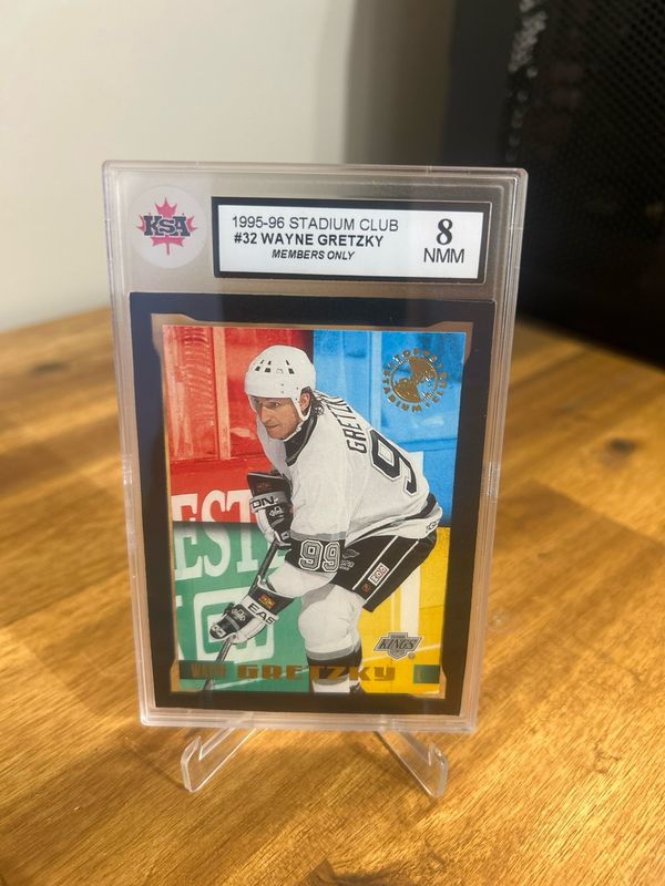 Wayne Gretzky 1995-96 Stadium Club 32