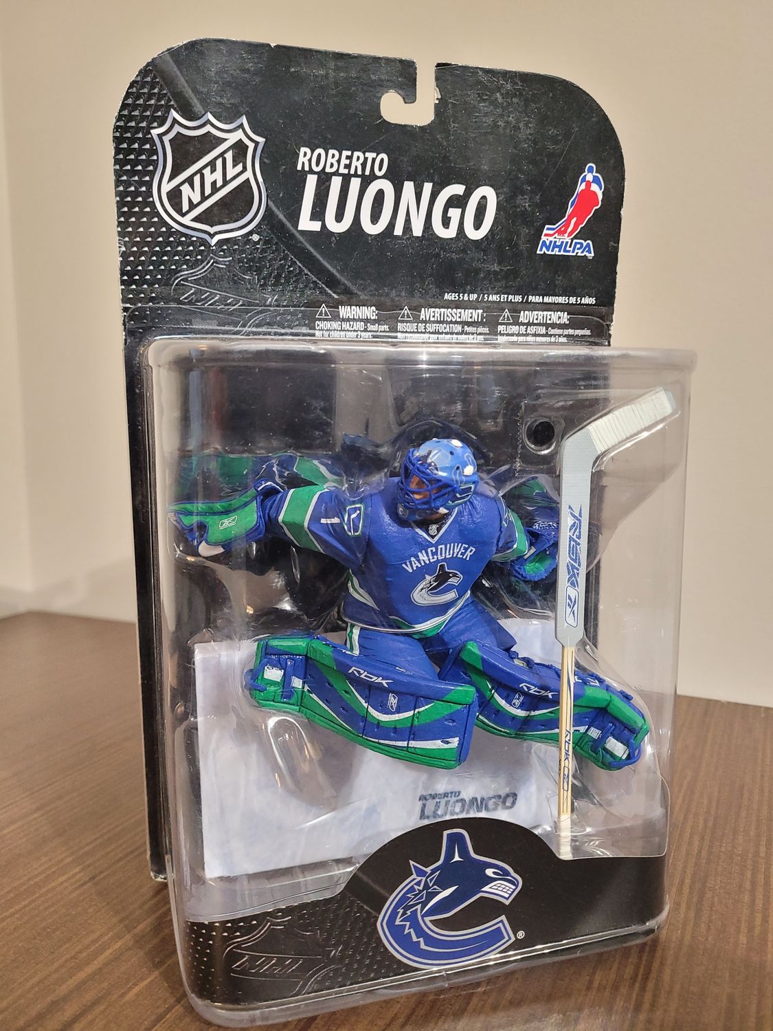 Roberto Luongo McFarlane