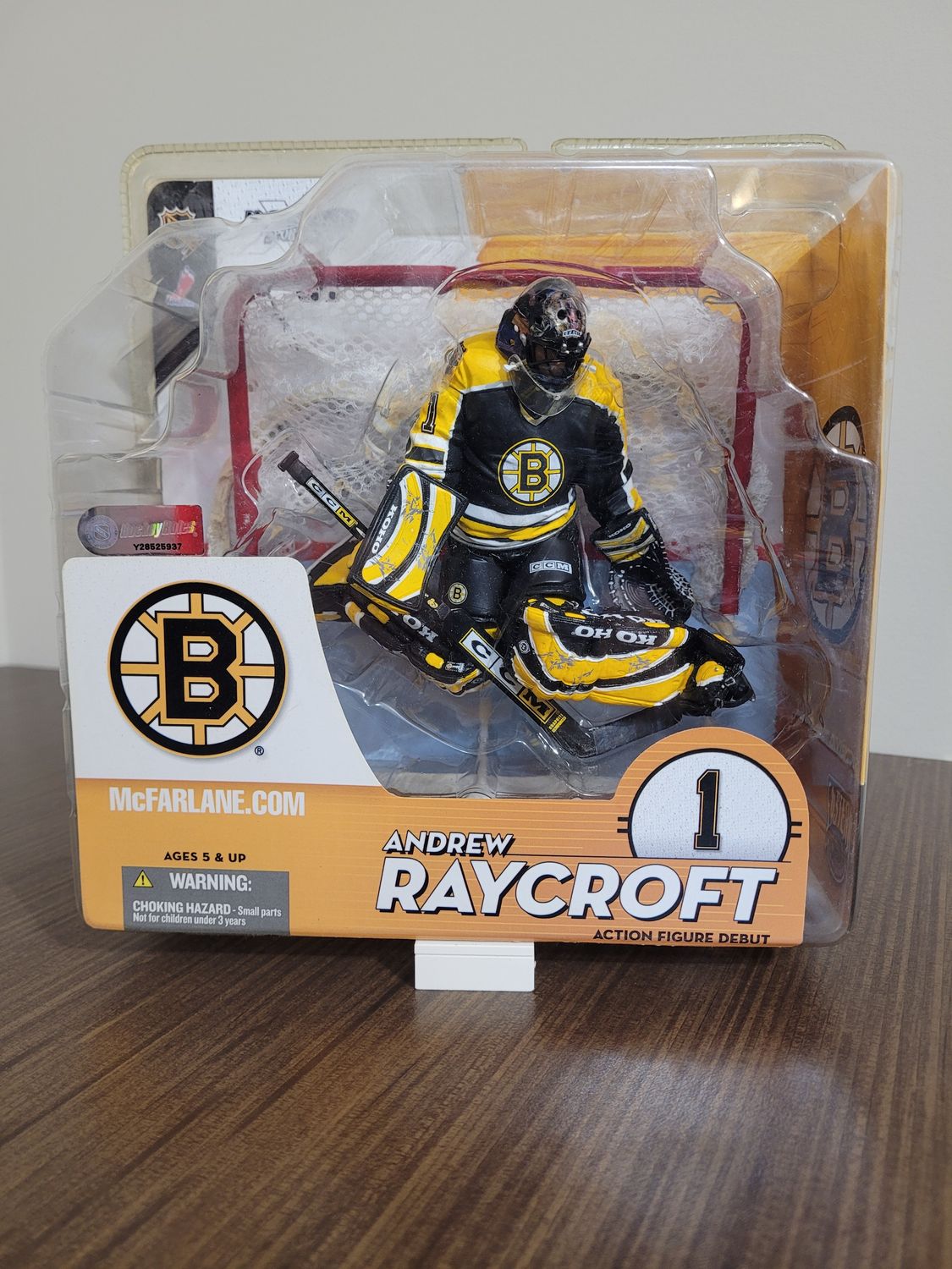 Andrew Raycroft McFarlane w/ Net - Slightly Damaged
