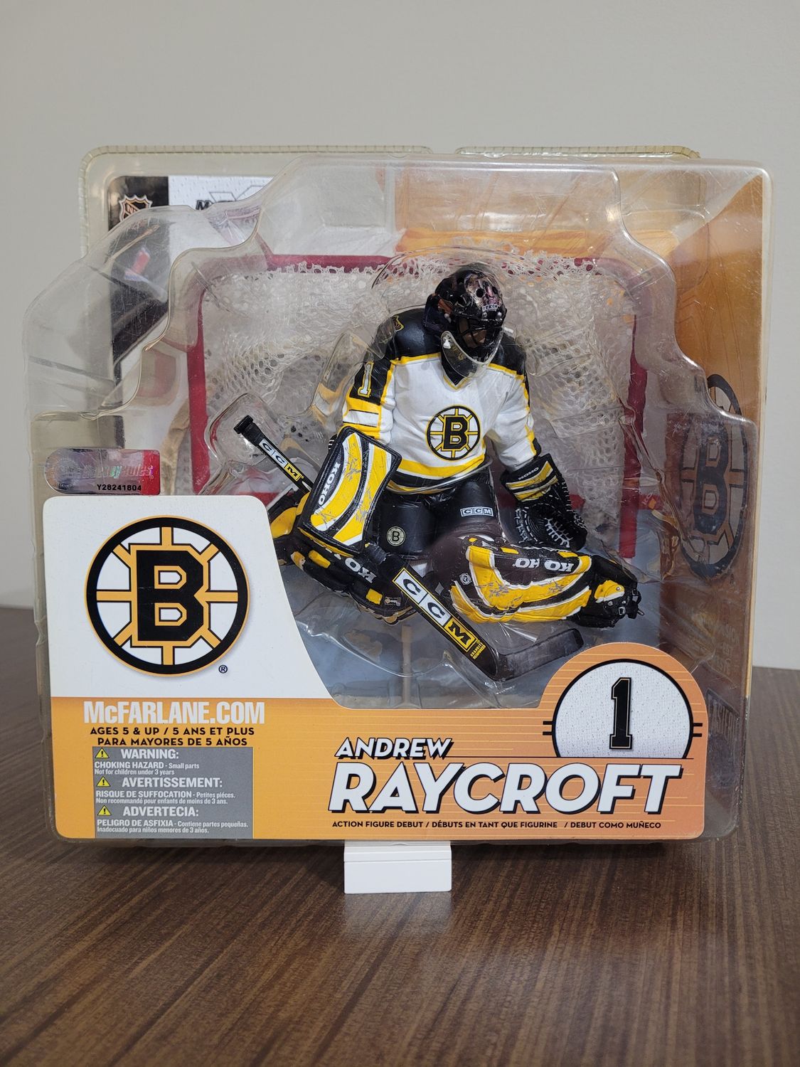Andrew Raycroft McFarlane White Variant w/ Net - Slightly Damaged