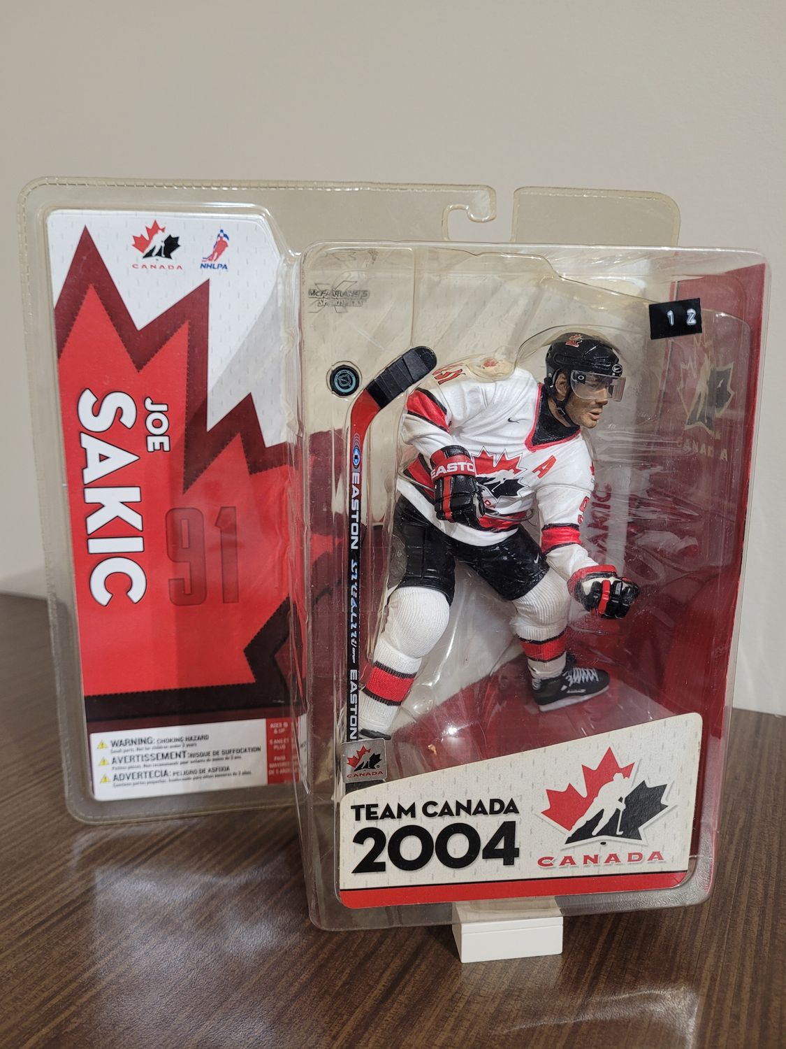 Joe Sakic McFarlane - Minimal Damage