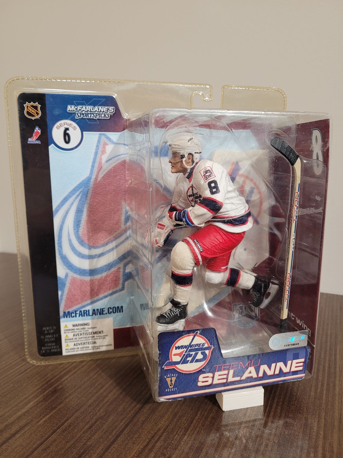 Teemu Selanne McFarlane Jets Error - Minimal Damage