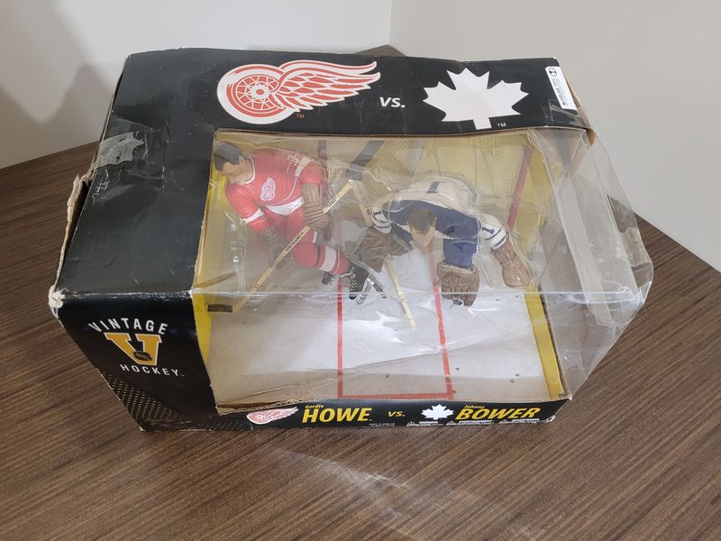 Howe-Bower McFarlane 2-Pack - Damaged