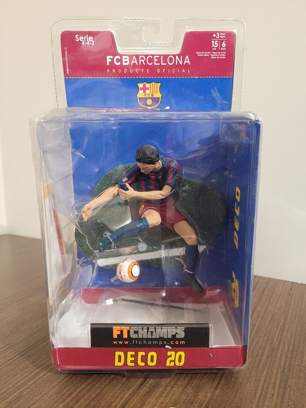 Deco Figurine - Slightly Damaged
