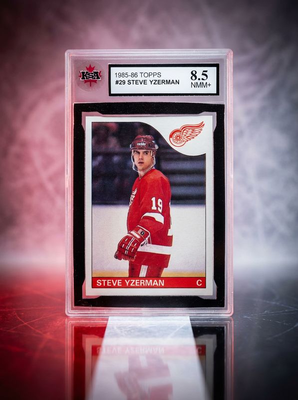 Steve Yzerman 1985-86 Topps 29