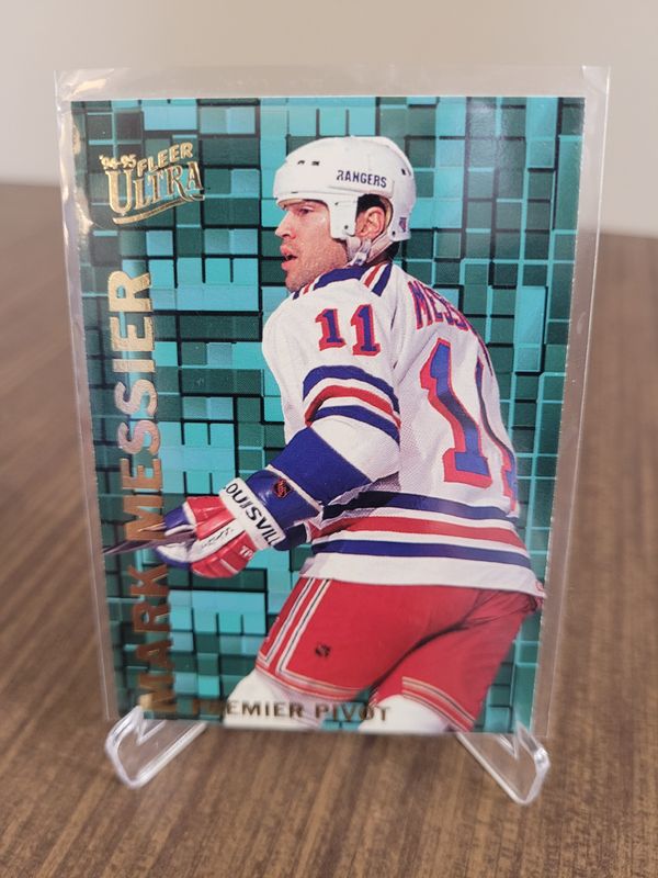 Mark Messier 1994-95 Fleer Ultra 7 of 10