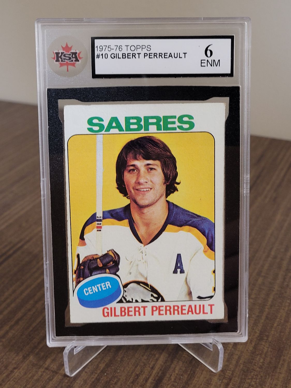 Gilbert Perreault 1975-76 Topps 10