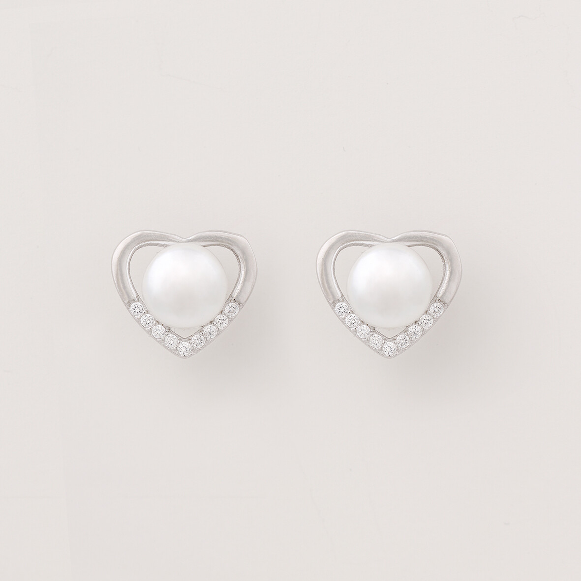 Szív alakú ezüst fülbevaló - tenyésztett gyöngy