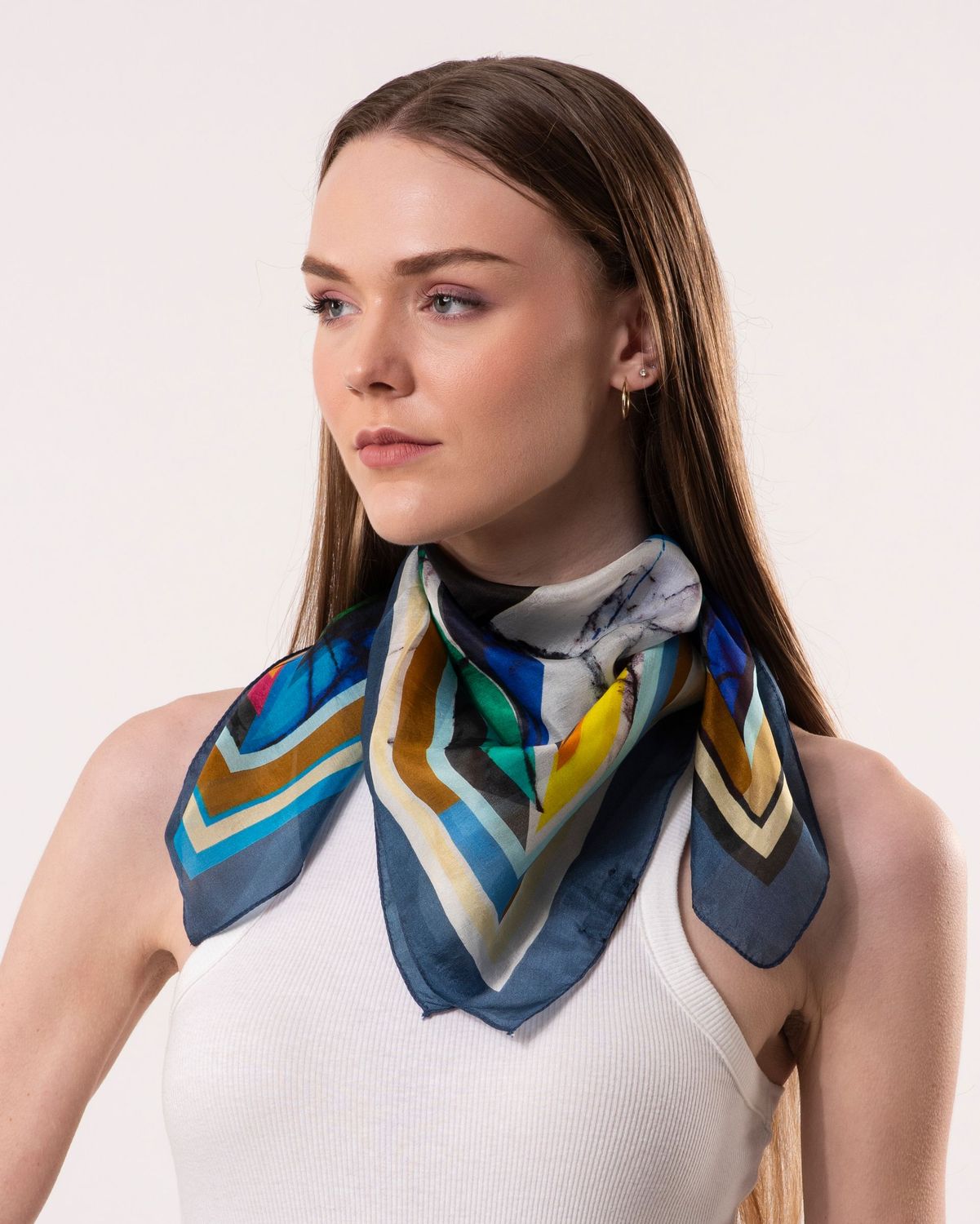 Prisma Silk Square 65