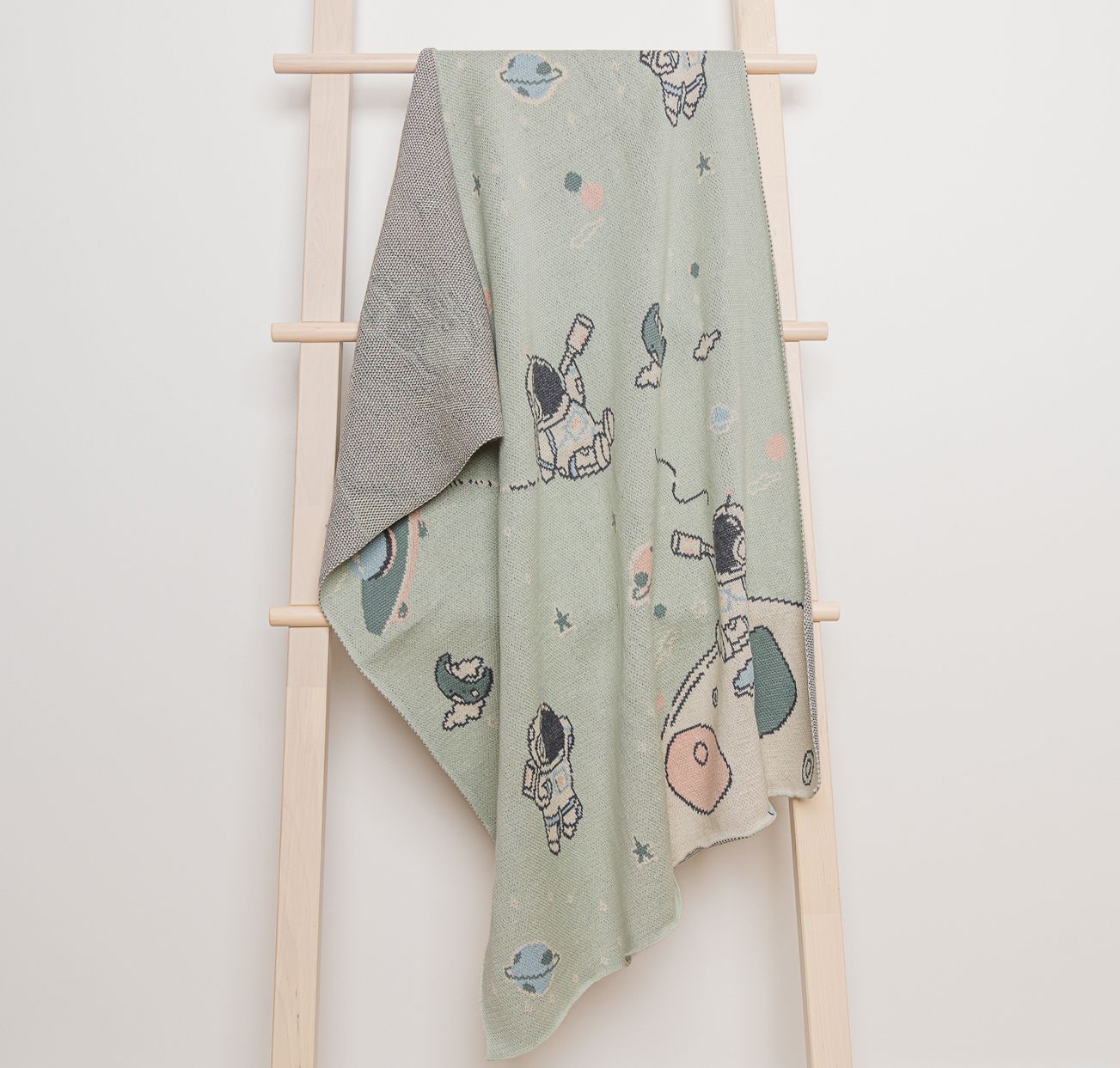 Galaxy Space Pattern Knit Cot Blanket