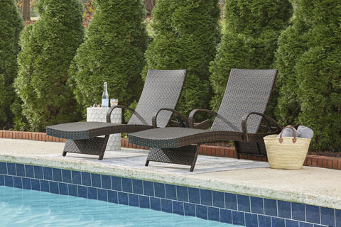 Elegant Outdoor Resin Wicker Chaise Lounge