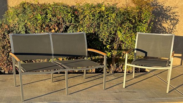 Lloyd Flanders LUX 2 Piece Lounge Set