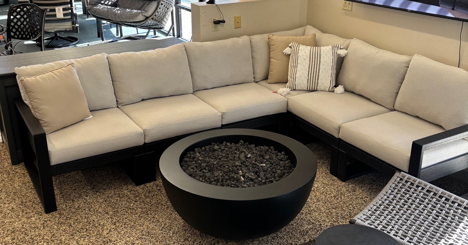 POLYWOOD EDGE 6-Piece Modular Deep Seating Set: Black and Dune Burlap POLYWOOD EDGE 6-Piece Modular Deep Seating Set: Black and Dune Burlap