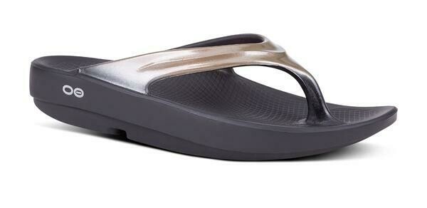 Oofos OOlala Luxe Sandal- Latte