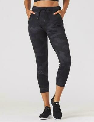 Glyder Women's Jet Set Cropped Pants Glyder Women's Jet Set Cropped Pants