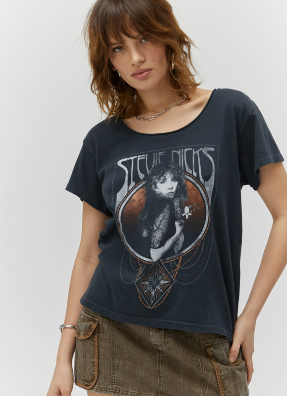 Daydreamer Women&#39;s Stevie Nicks Scoop Neck Tee