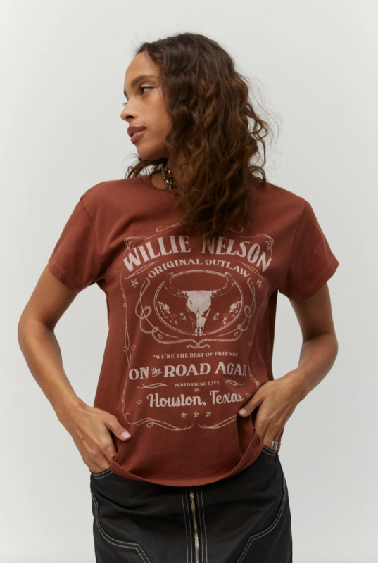 Daydreamer Women&#39;s Willie Whiskey Label Tour Tee